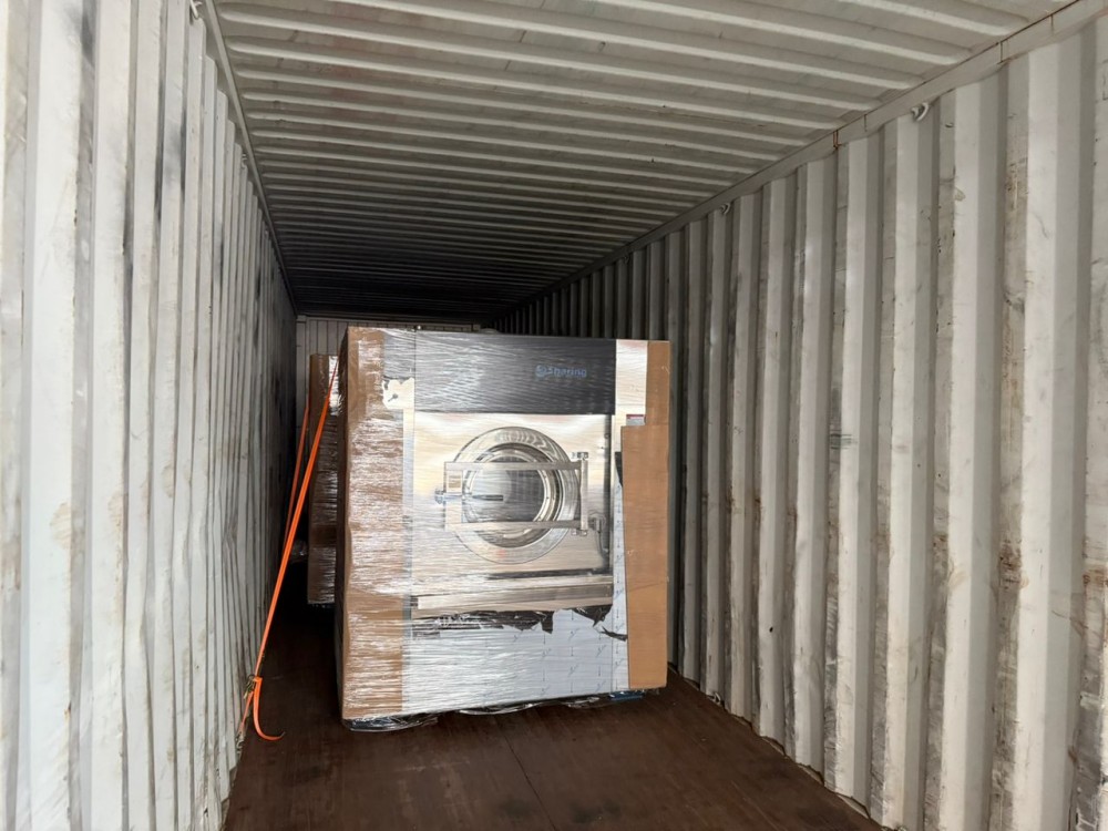 1*40HC Laundry Machines’ Loading to the Saudi Arabia