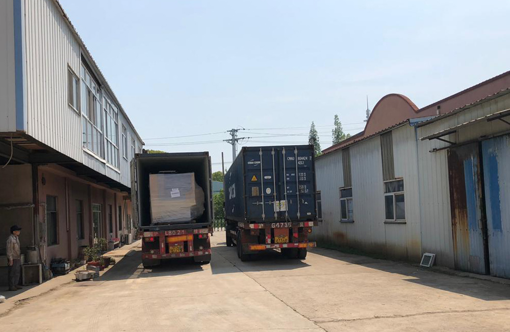 50Kg, 100Kg Washer Extractor, 50Kg Dryer, 4 Rollers Ironer and Bedsheets Folder were shipped to Switzerland
