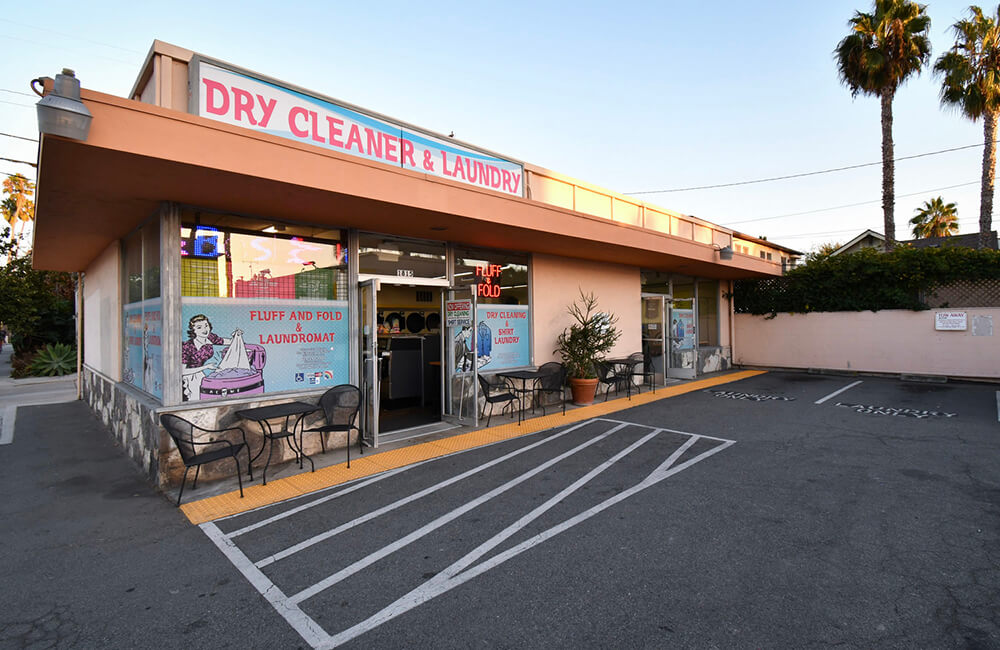 Dry Cleaner