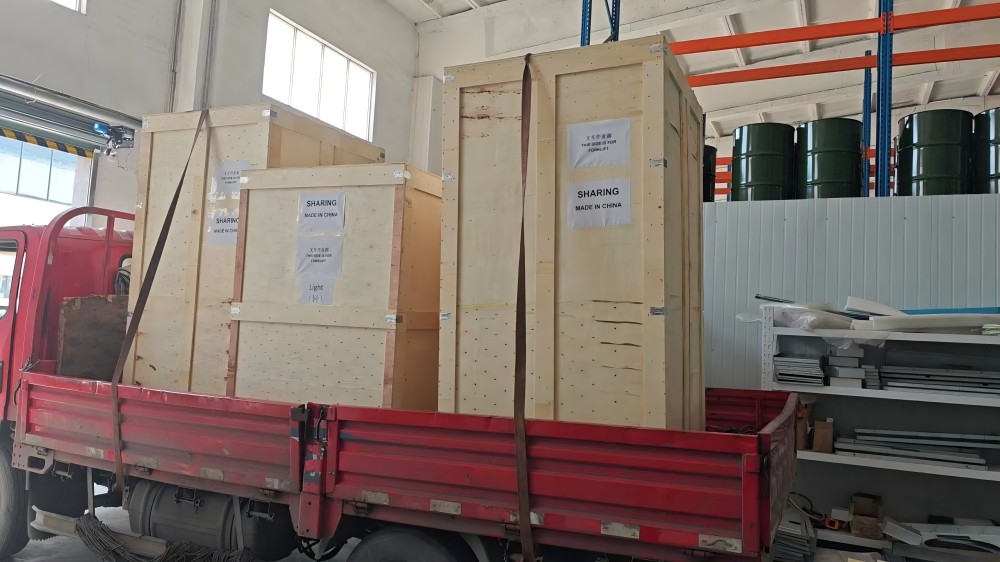 3 Machines'Pick up to the Italy